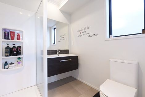 Photo of property in 21 Pioneer Crescent, Omokoroa, 3114