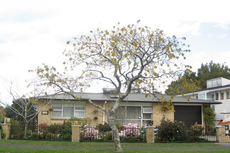 Photo of property in 14 Rennell Street, Frankleigh Park, New Plymouth, 4310