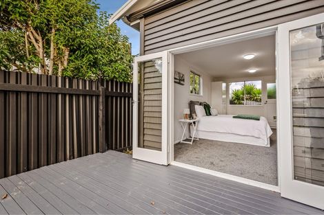 Photo of property in 2/37 Mildmay Road, Henderson, Auckland, 0610