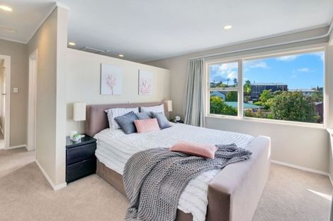 Photo of property in 1/30 Jellicoe Road, Murrays Bay, Auckland, 0630