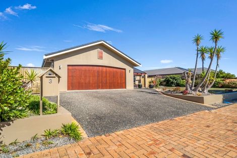 Photo of property in 3 Bouvardia Avenue, Milson, Palmerston North, 4414