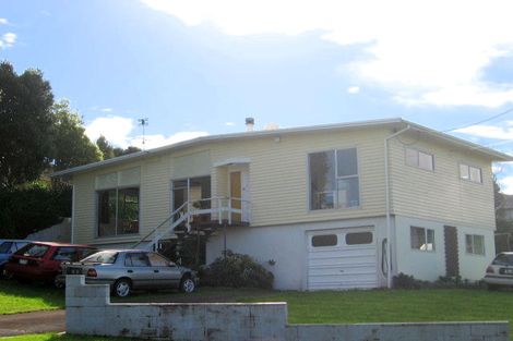 Photo of property in 14 Donovan Avenue, Massey, Auckland, 0614