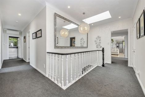 Photo of property in 3 Page Point, Mellons Bay, Auckland, 2014