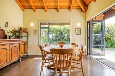 Photo of property in 12/199 Birdwood Road, Massey, Auckland, 0614