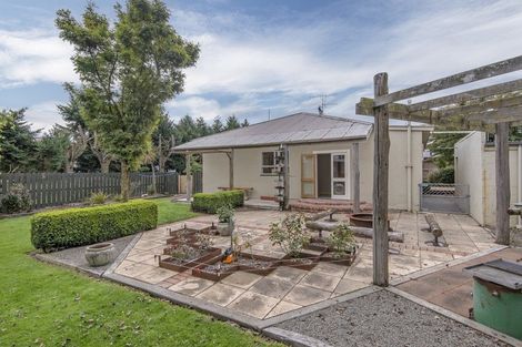 Photo of property in 73 South Belt, Methven, 7730