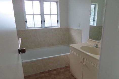 Photo of property in 40 Neeve Road, Taradale, Napier, 4112