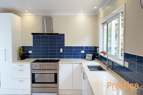 Photo of property in 29 Holyoake Place, Chatswood, Auckland, 0626