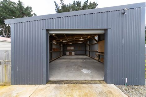 Photo of property in 37 Hewitts Road, Linton, Palmerston North, 4472