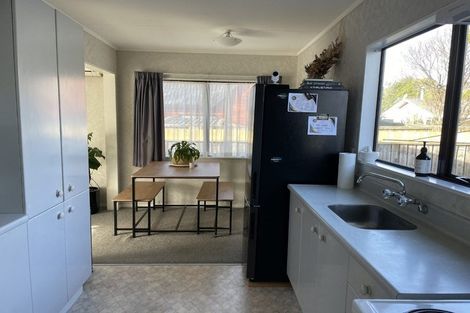 Photo of property in 32a Aquarius Drive, Kawaha Point, Rotorua, 3010