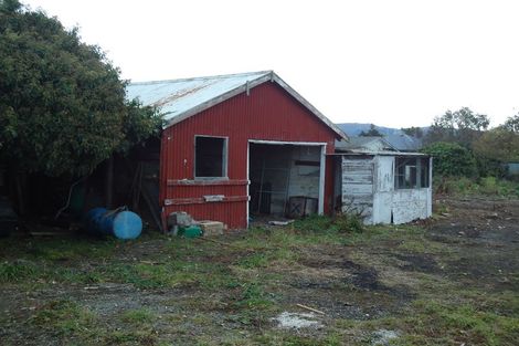 Photo of property in 22 Timaru Road, Waimate, 7924