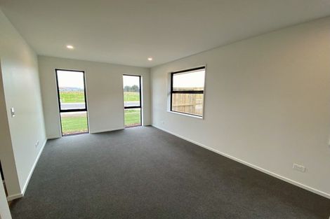 Photo of property in 60 Crossley Avenue, Woodend, 7610