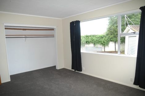 Photo of property in 43 Arawhata Road, Paraparaumu, 5032