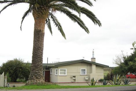 Photo of property in 2 Shrimpton Road, Haumoana, 4102