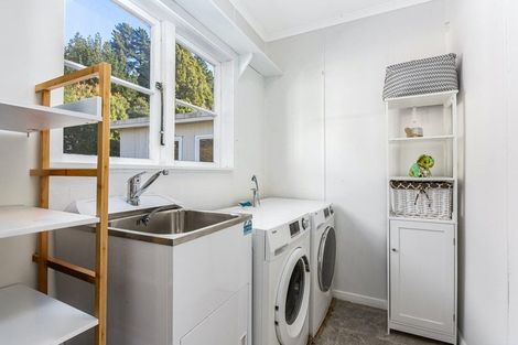 Photo of property in 106 Hine Road, Wainuiomata, Lower Hutt, 5014