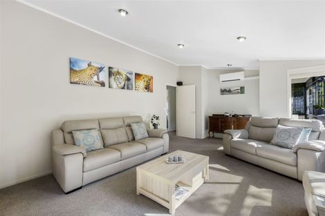 Photo of property in 84 Nigel Road, Browns Bay, Auckland, 0630