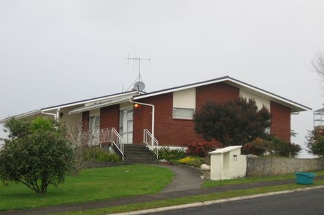 Photo of property in 23 Russleigh Drive, Dinsdale, Hamilton, 3204