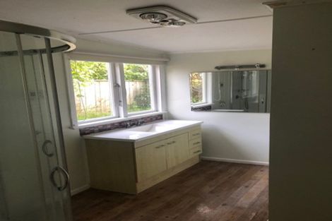 Photo of property in 63 Puriri Road, Waikanae, 5036