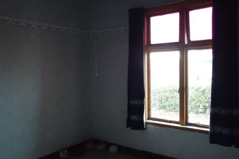 Photo of property in 22 Timaru Road, Waimate, 7924