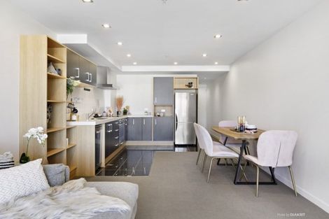 Photo of property in Monument Apartments, 9c/245 Wakefield Street, Te Aro, Wellington, 6011