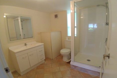 Photo of property in 56 Weatherly Road, Torbay, Auckland, 0630