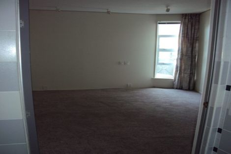 Photo of property in 346 Oriental Parade, Oriental Bay, Wellington, 6011