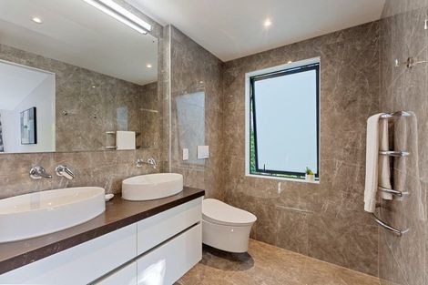 Photo of property in 154 Ngarara Road, Waikanae, 5391