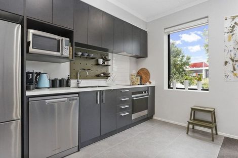 Photo of property in 2/7 Uku Lane, Hobsonville, Auckland, 0616