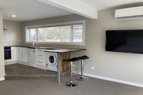 Photo of property in 226 Memorial Avenue, Burnside, Christchurch, 8053