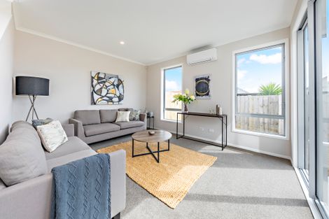 Photo of property in 22 Te Aparangi Road, Papakura, 2110