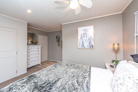 Photo of property in 14 Golf Vue Place, Castlecliff, Whanganui, 4501