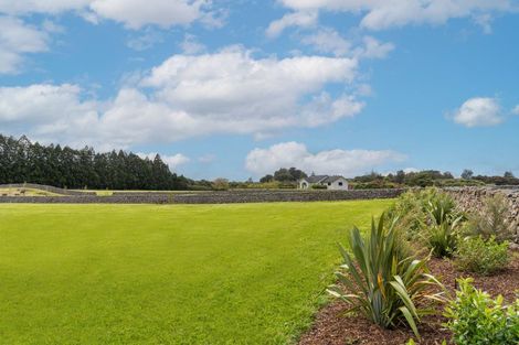 Photo of property in 6 Stonedale Way, Te Kamo, 0185