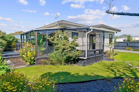 Photo of property in 5 Voss Street, Shirley, Christchurch, 8013