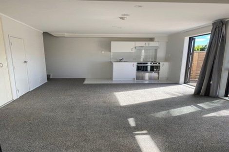 Photo of property in 24a/30 Westward Ho, Glen Eden, Auckland, 0602