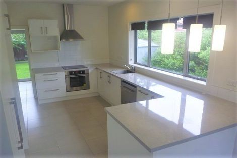 Photo of property in 2 Plynlimon Road, Fendalton, Christchurch, 8052