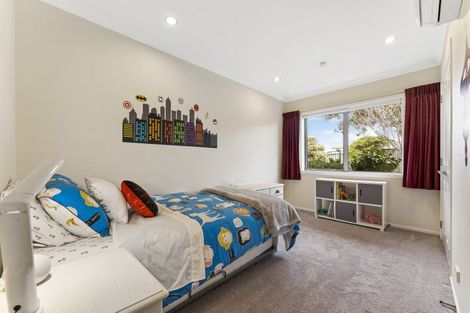 Photo of property in 32 Titoki Road, Waikanae Beach, Waikanae, 5036