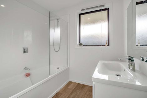 Photo of property in 80 Shillingford Boulevard, Rolleston, 7615