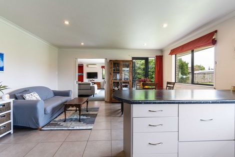 Photo of property in 15 Diamond Court, Ashhurst, 4810