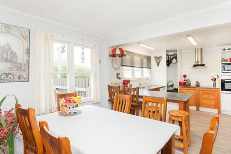 Photo of property in 12 Charles Street, Riverdale, Gisborne, 4010