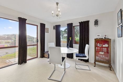 Photo of property in 26 Omapere Street, Waitangirua, Porirua, 5024