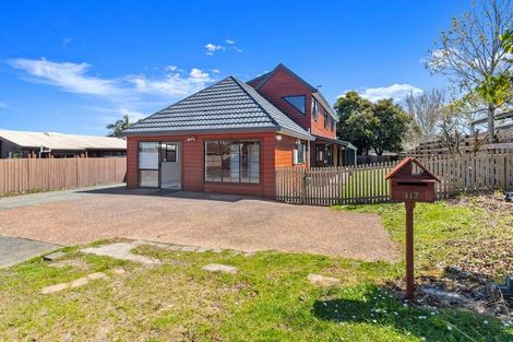 Photo of property in 117 Botany Road, Botany Downs, Auckland, 2010