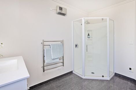 Photo of property in 152 Newcastle Street, Windsor, Invercargill, 9810