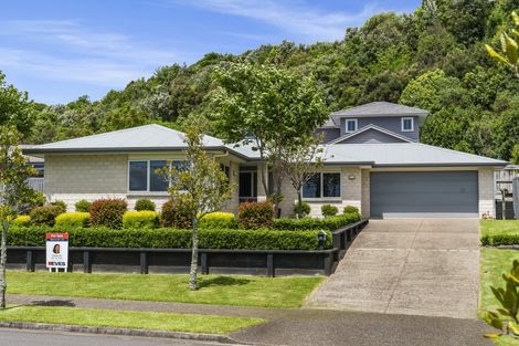 Photo of property in 61 Bathurst Crescent, Pyes Pa, Tauranga, 3112