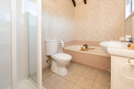 Photo of property in 113 Field Way, Waikanae Beach, Waikanae, 5036