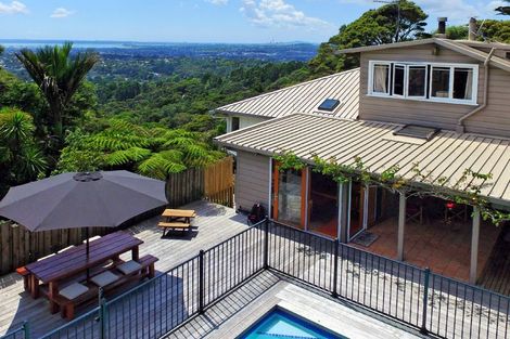 Photo of property in 10 Kohu Road, Titirangi, Auckland, 0604