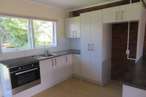 Photo of property in 2/39 Buckingham Crescent, Manukau, Auckland, 2025