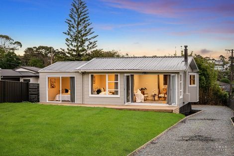 Photo of property in 131 Rosier Road, Glen Eden, Auckland, 0602