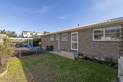 Photo of property in 2 Hobson Street, New Plymouth, 4312