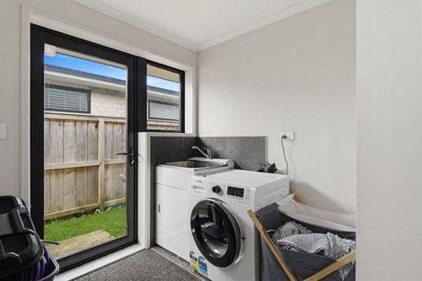 Photo of property in 14 Urumaraki Avenue, Helensville, 0800