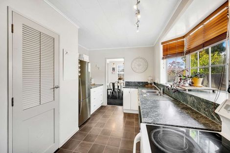 Photo of property in 1 D'arcy Place, Taradale, Napier, 4112