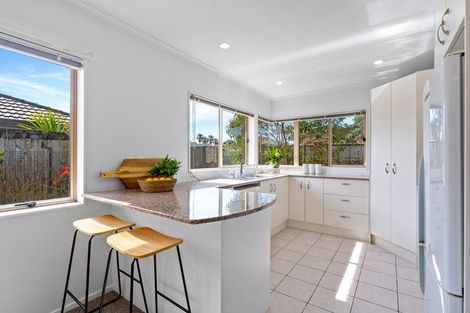 Photo of property in 2a Laurie Street, Red Beach, 0932